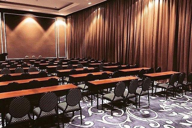 Royal Asnof Hotel Пеканбару Экстерьер фото